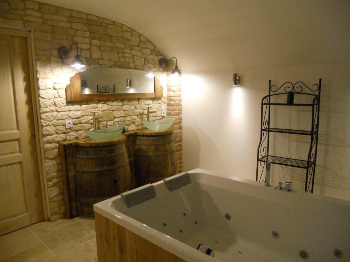 Gite La Nuit Etoilee Chez Champagne Mathelin Mareuil-le-Port Exterior foto